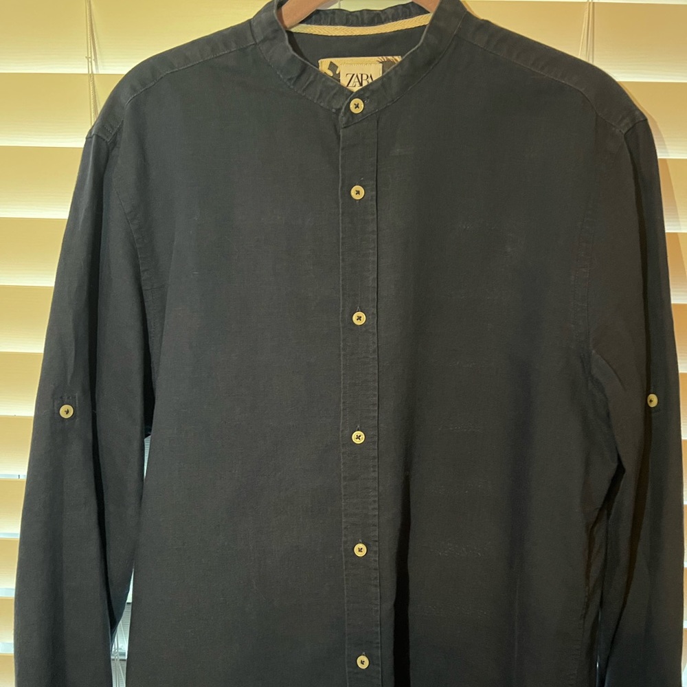 Zara linen collection in relaxed fit . Size M.